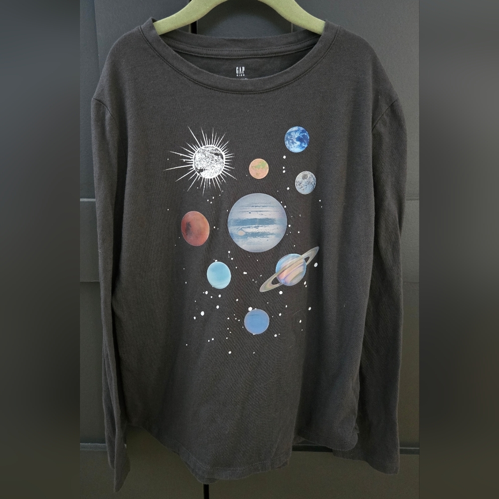 GAP Kids Charcoal Planetary Long Sleeve Tee